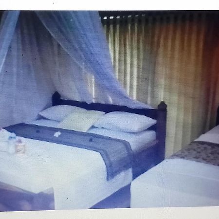 Fullesguesthouse Gili Trawangan Kültér fotó