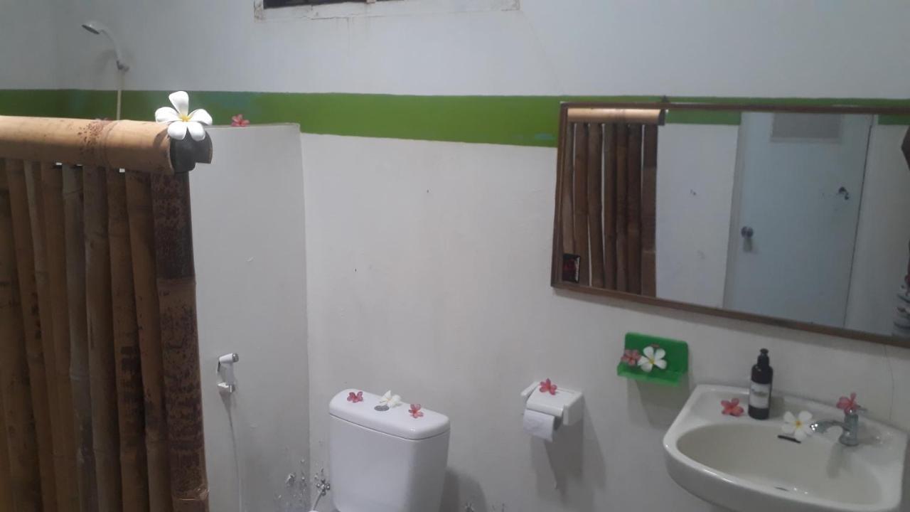 Fullesguesthouse Gili Trawangan Kültér fotó