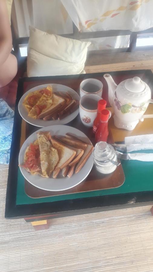 Fullesguesthouse Gili Trawangan Kültér fotó