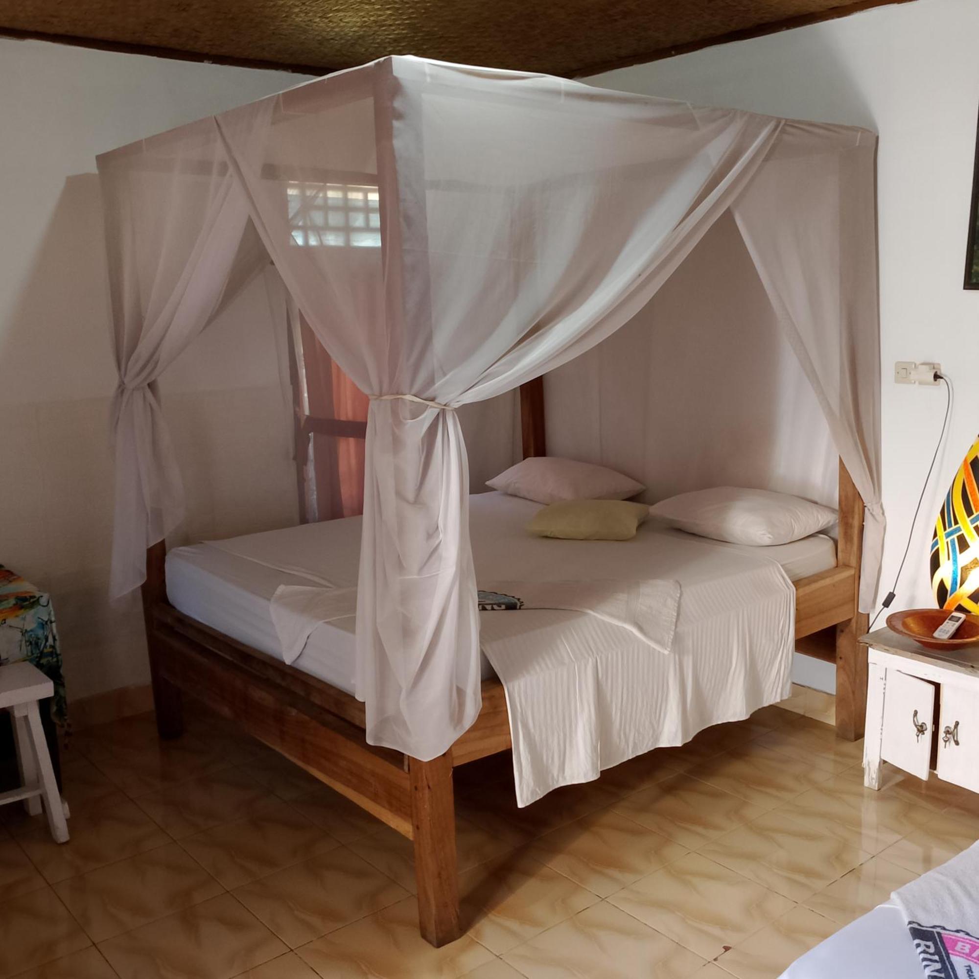Fullesguesthouse Gili Trawangan Kültér fotó